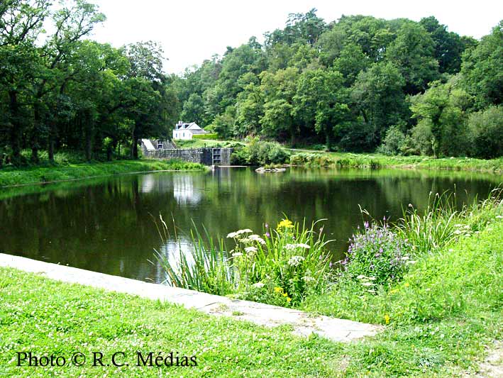 6.Canal_Nantes_Brest