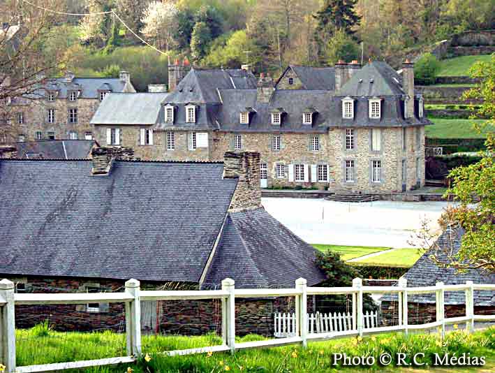 993.Forges_des_salles